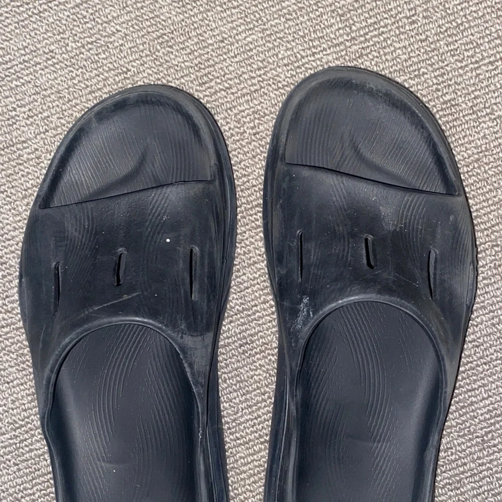 Men’s Hoka Black Slide Sandals